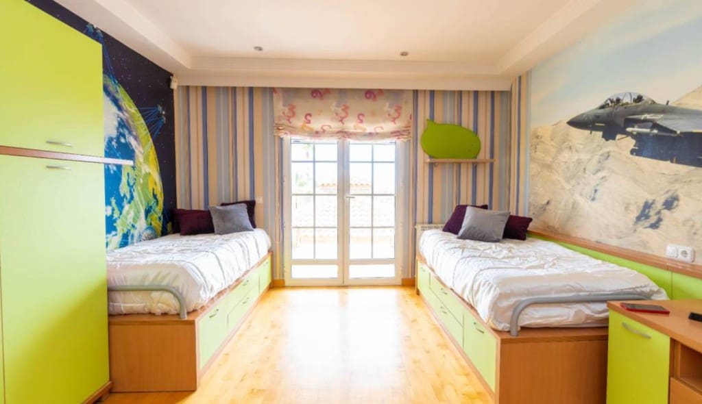 4 sovrum Villa till salu i Aguas Nuevas med pool - 890 000 € (Ref: 9440370)