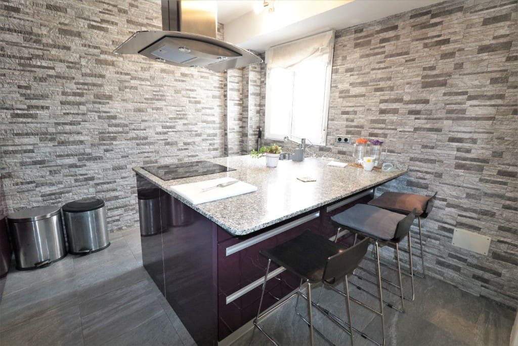 3 sovrum Lägenhet till salu i Torrevieja - 207 000 € (Ref: 9440373)