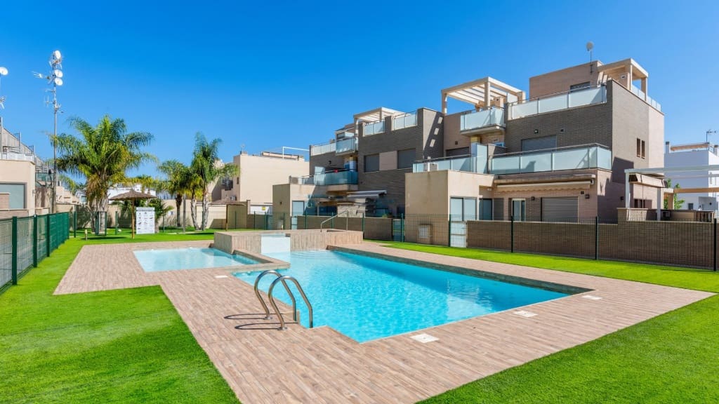 3 Zimmer Haus zu verkaufen in Torre de la Horadada mit Pool - 329.000 € (Ref: 9440381)