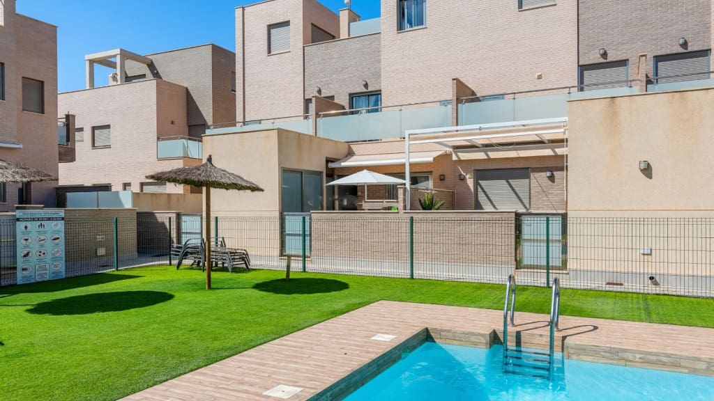 3 Zimmer Haus zu verkaufen in Torre de la Horadada mit Pool - 329.000 € (Ref: 9440381)