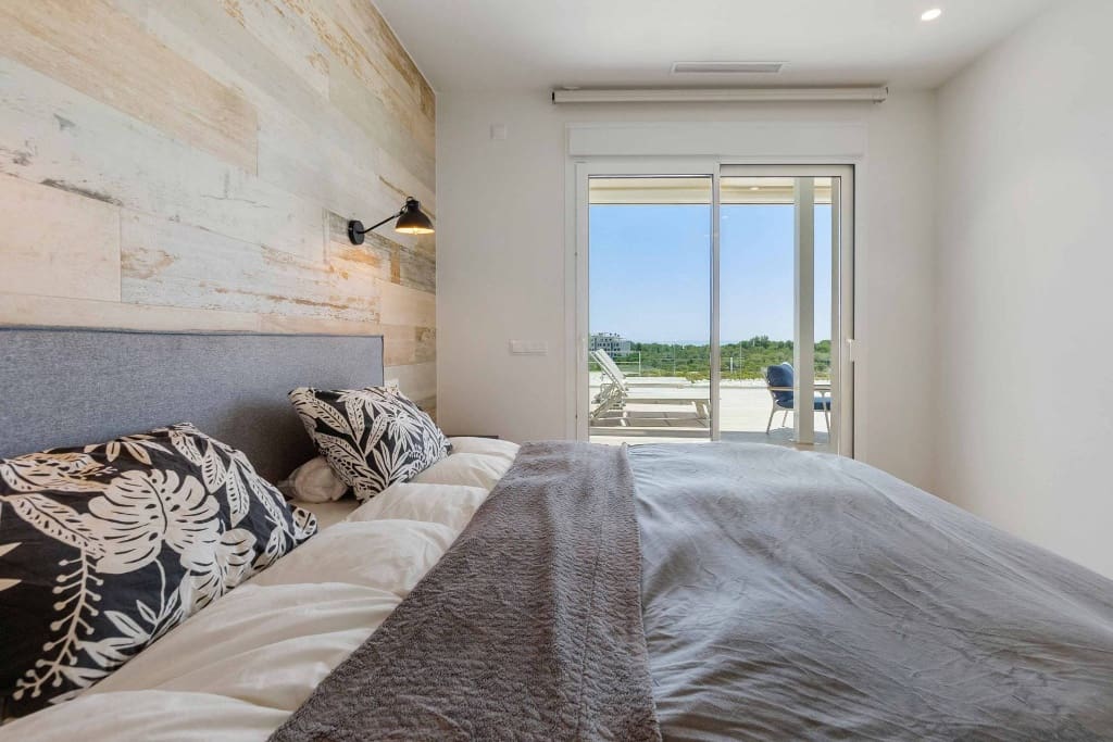 2 slaapkamer Appartement te koop in Las Colinas Golf met zwembad - € 495.000 (Ref: 9440383)