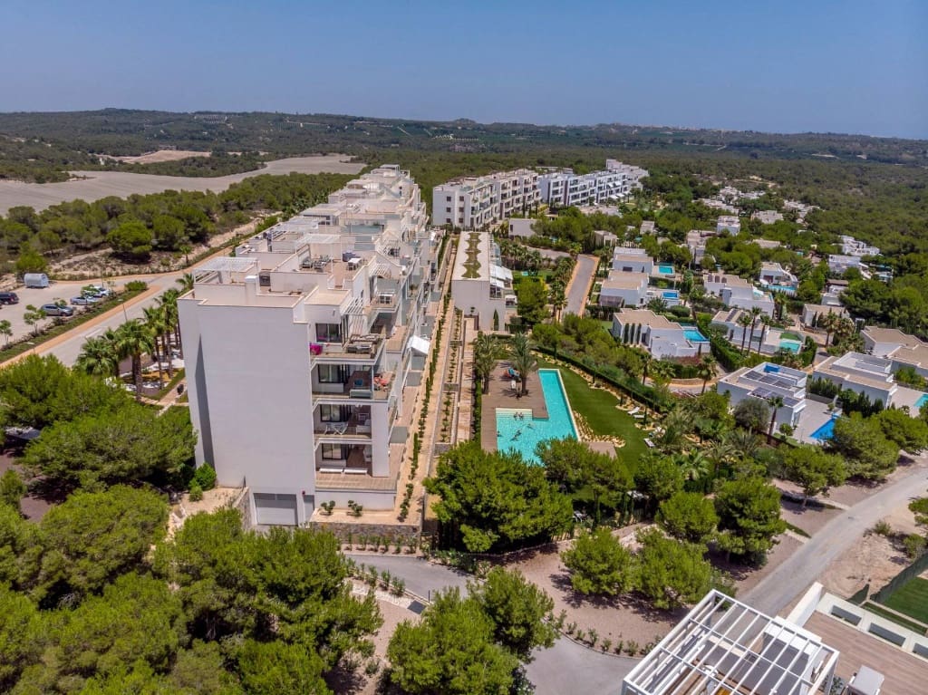 2 slaapkamer Appartement te koop in Las Colinas Golf met zwembad - € 495.000 (Ref: 9440383)