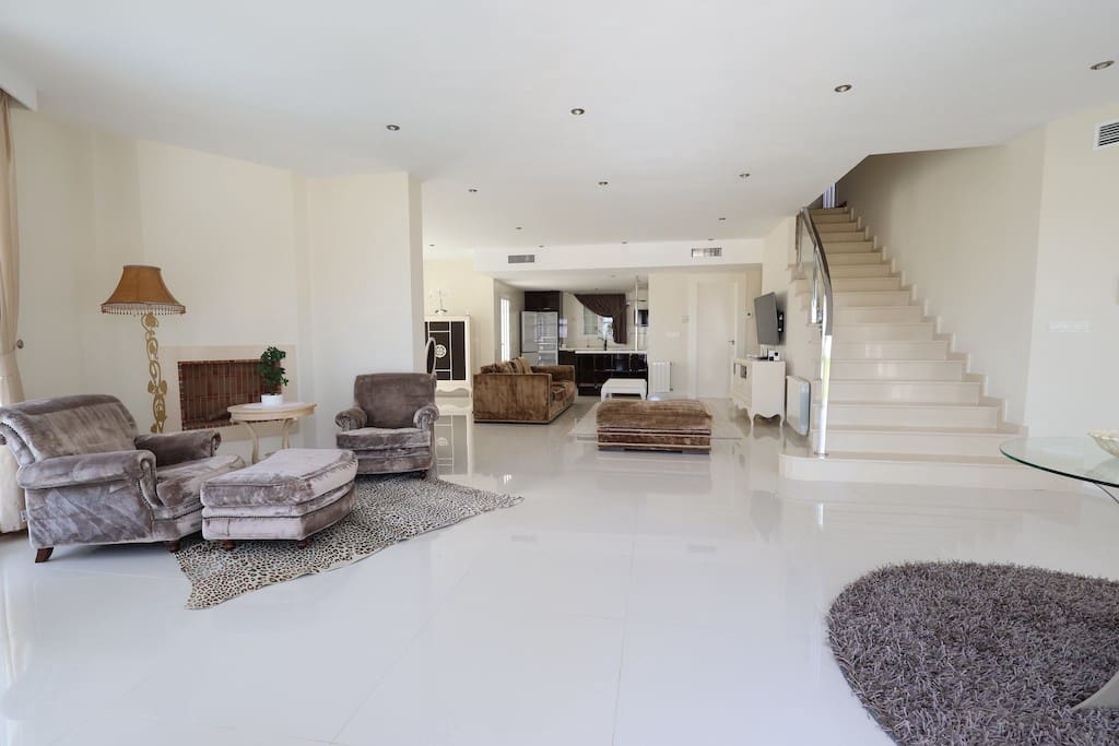 5 soverom Villa til salgs i Ciudad Quesada med svømmebasseng - € 860 000 (Ref: 9440384)