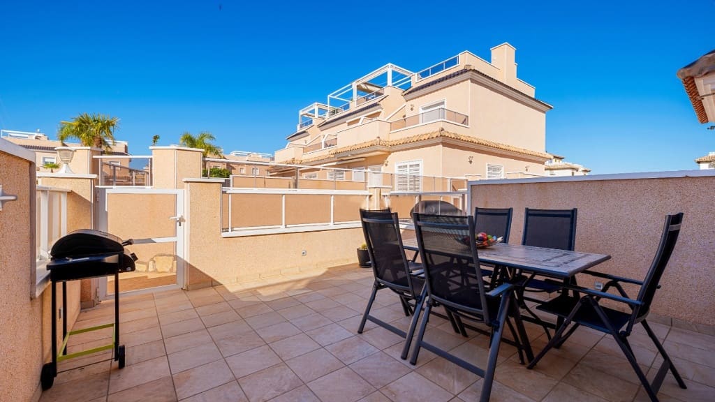 3 quarto Casa em Banda para venda em Cabo Roig - 279 000 € (Ref: 9440388)