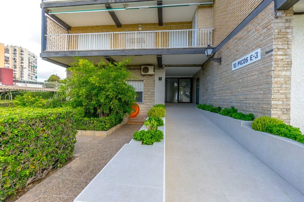 3 sovrum Lägenhet till salu i Campoamor med pool - 350 000 € (Ref: 9440389)