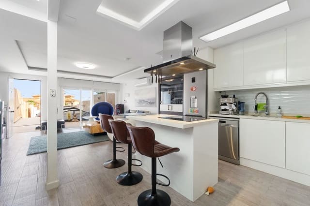 3 soveværelse Byhus til salg i Los Balcones med swimmingpool - € 289.000 (Ref: 9440393)