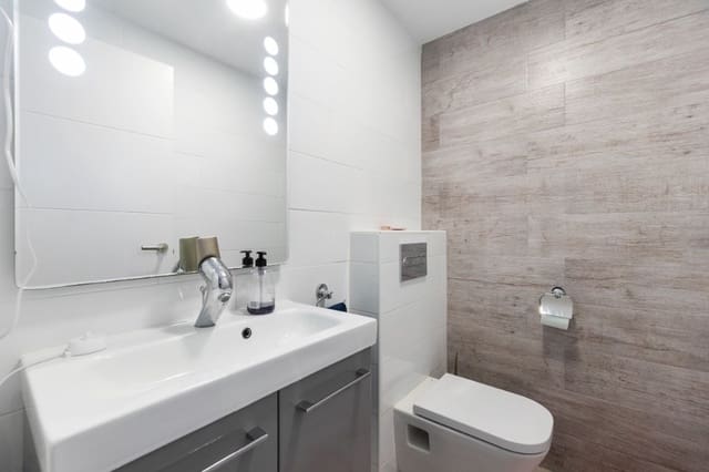 3 soveværelse Byhus til salg i Los Balcones med swimmingpool - € 289.000 (Ref: 9440393)