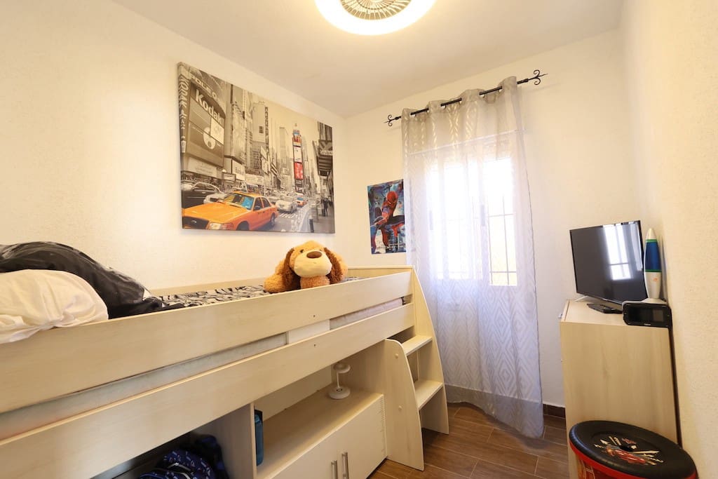 4 soveværelse Villa til salg i Cabo Roig med swimmingpool - € 299.900 (Ref: 9440405)