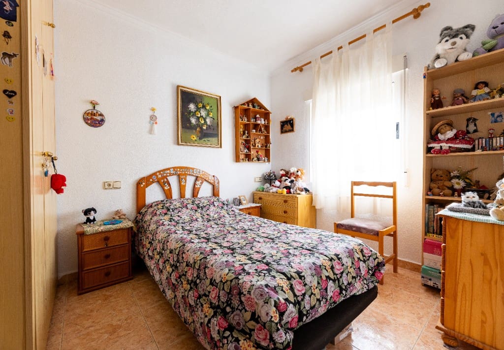 4 camera da letto Villa in vendita in Orihuela Costa con piscina - 340.000 € (Rif: 9440417)