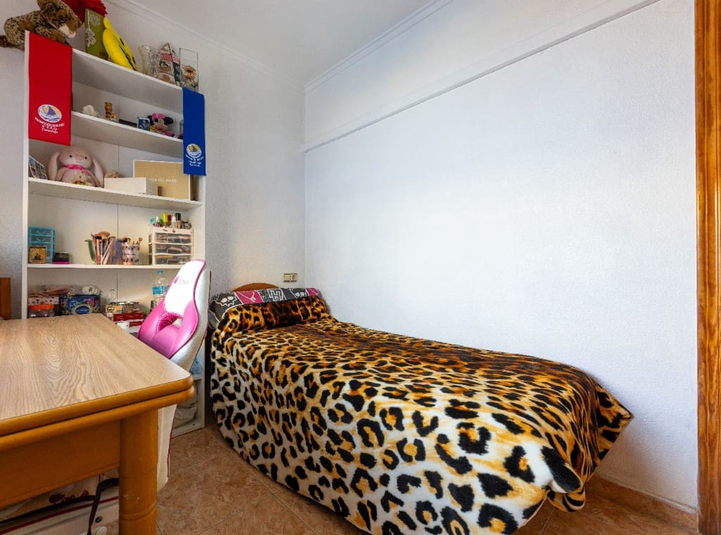 4 camera da letto Villa in vendita in Orihuela Costa con piscina - 340.000 € (Rif: 9440417)