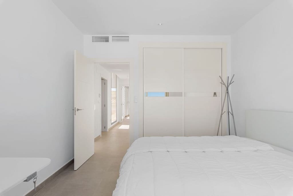 6 sovrum Villa till salu i Villamartin med pool - 895 000 € (Ref: 9440419)