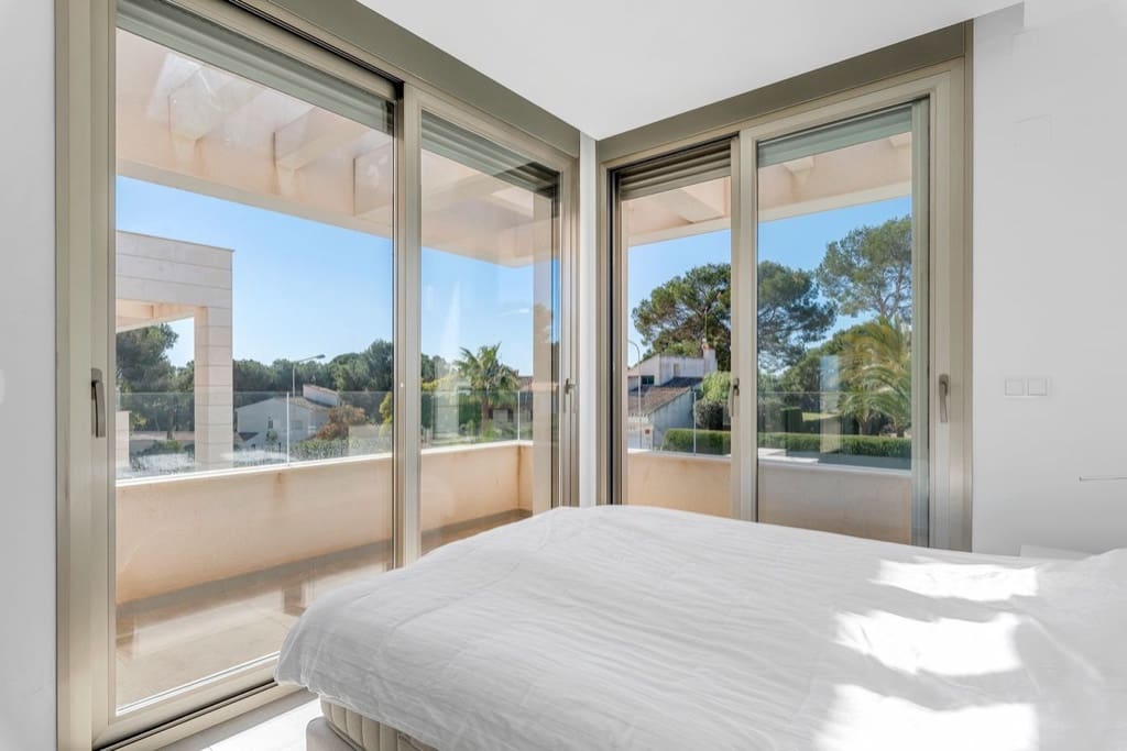 6 sovrum Villa till salu i Villamartin med pool - 895 000 € (Ref: 9440419)