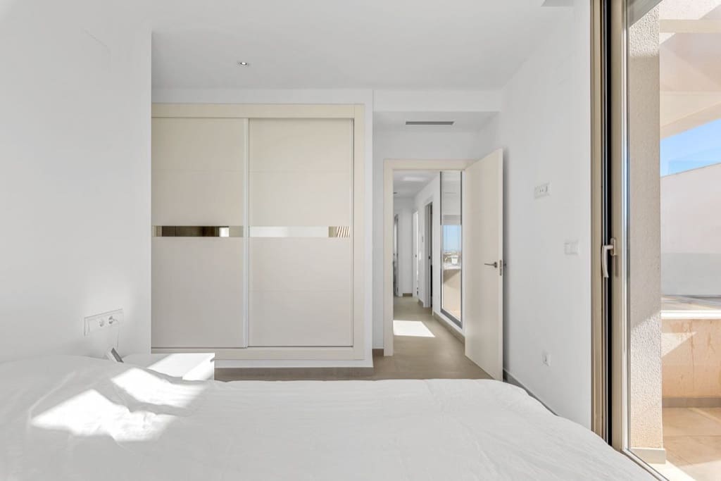 6 sovrum Villa till salu i Villamartin med pool - 895 000 € (Ref: 9440419)