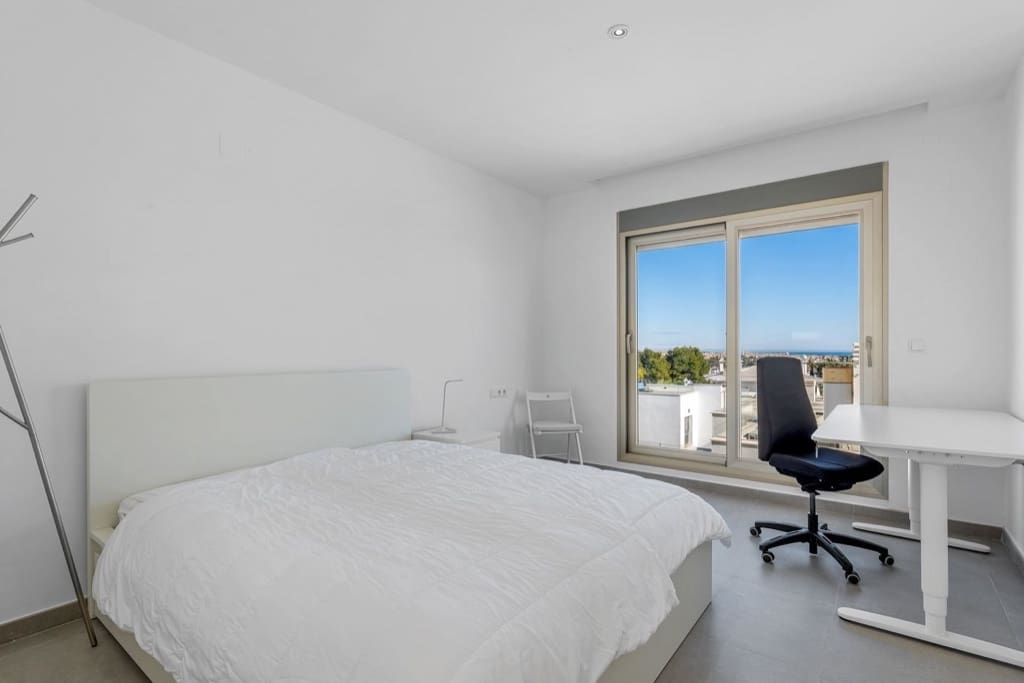 6 sovrum Villa till salu i Villamartin med pool - 895 000 € (Ref: 9440419)