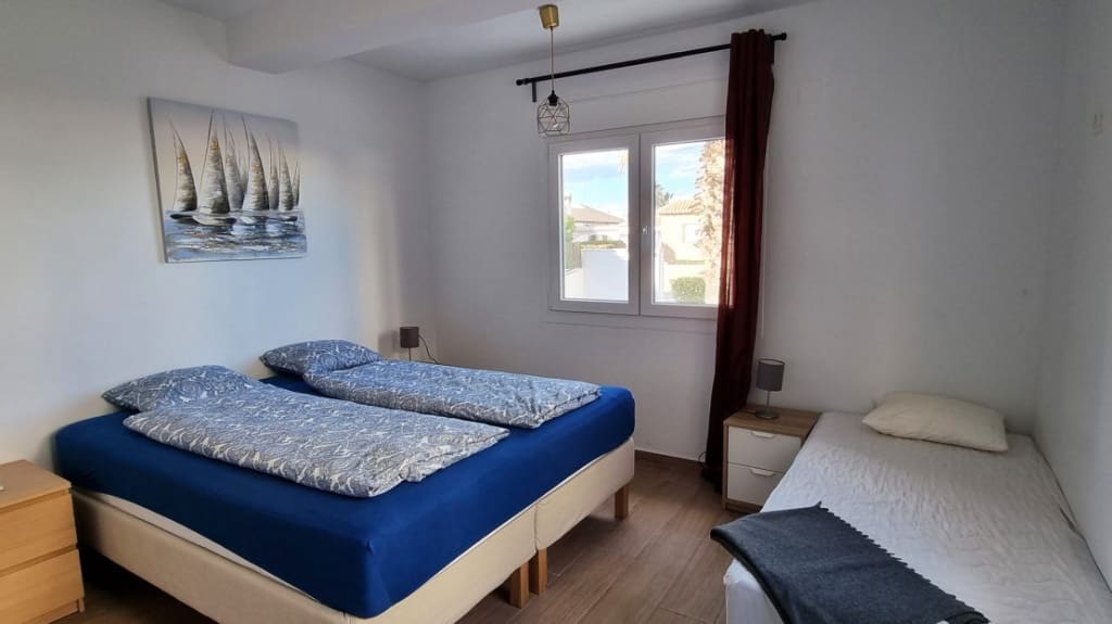 4 camera da letto Villa in vendita in Playa Flamenca con piscina - 940.000 € (Rif: 9440424)