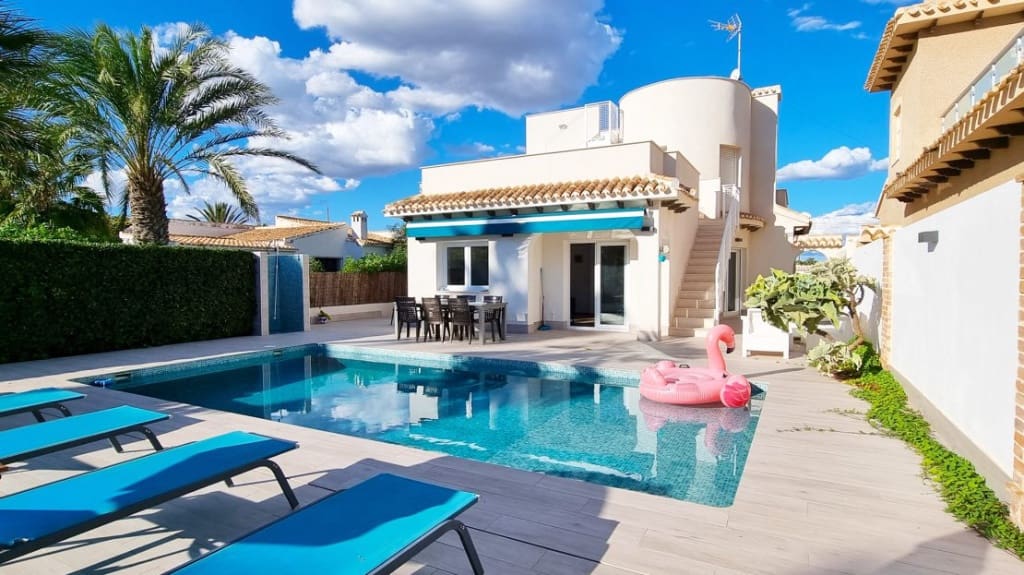 4 camera da letto Villa in vendita in Playa Flamenca con piscina - 940.000 € (Rif: 9440424)