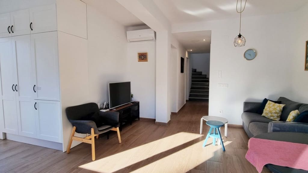 4 camera da letto Villa in vendita in Playa Flamenca con piscina - 940.000 € (Rif: 9440424)