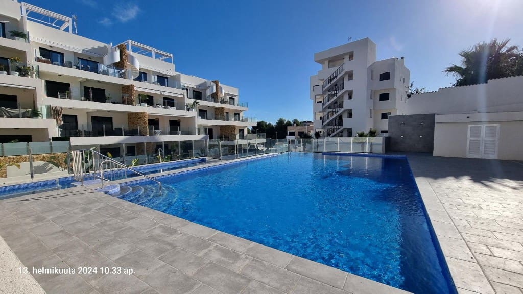 2 soveværelse Lejlighed til salg i Villamartin med swimmingpool - € 295.000 (Ref: 9440440)