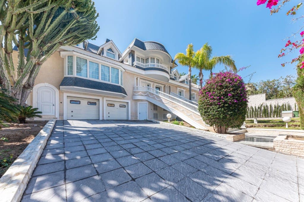 7 soverom Villa til salgs i Playa de San Juan med svømmebasseng - € 5 790 000 (Ref: 9440442)