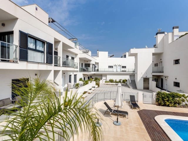 Apartamento de 2 habitaciones en Cañada del Molino, Torrevieja en venta con piscina - 230.000 € (Ref: 9440447)