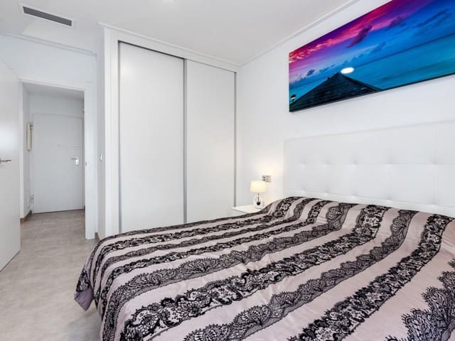 Apartamento de 2 habitaciones en Cañada del Molino, Torrevieja en venta con piscina - 230.000 € (Ref: 9440447)