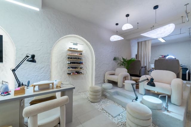 Erhverv til salg i Mercado, Alicante by - € 375.000 (Ref: 9440457)