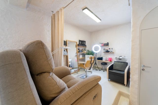 Erhverv til salg i Mercado, Alicante by - € 375.000 (Ref: 9440457)