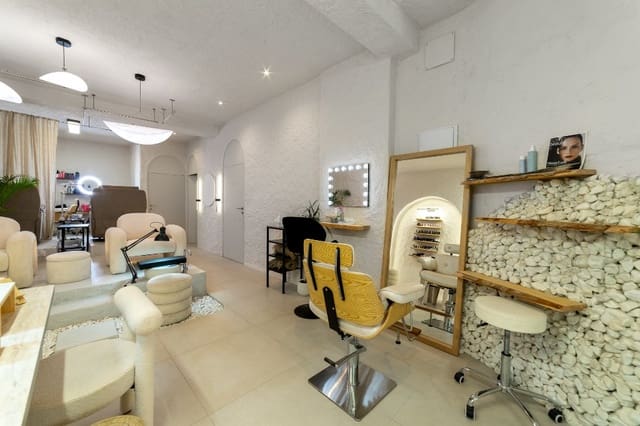 Erhverv til salg i Mercado, Alicante by - € 375.000 (Ref: 9440457)