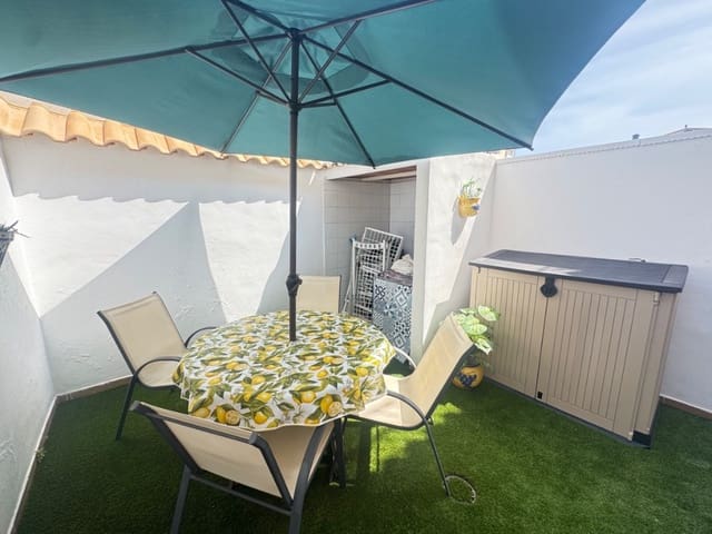 3 soverom Hus til salgs i Playa Flamenca, Orihuela med svømmebasseng - € 189 999 (Ref: 9440468)