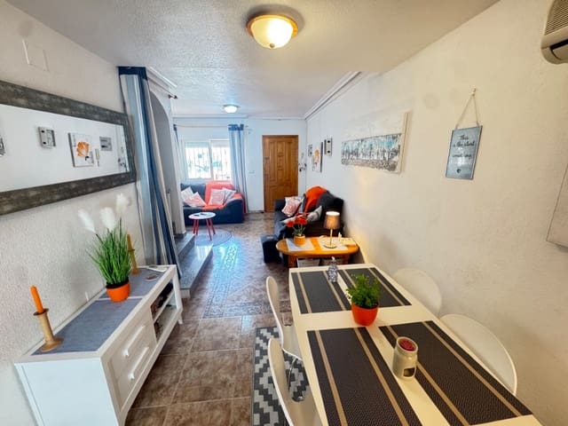 3 soverom Hus til salgs i Playa Flamenca, Orihuela med svømmebasseng - € 189 999 (Ref: 9440468)