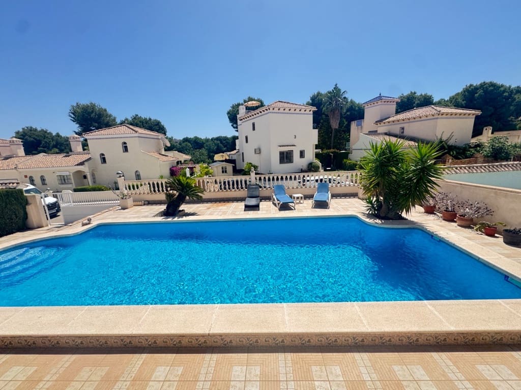 3 sypialnia Willa na sprzedaż w Las Ramblas Golf z basenem - 465 000 € (Ref: 9440480)