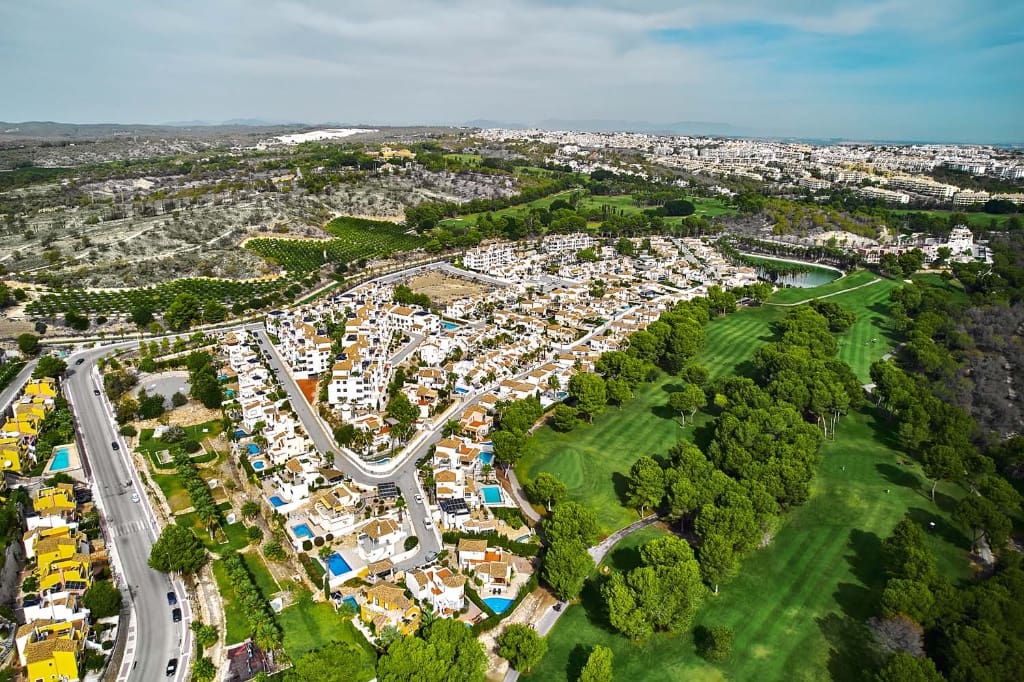 3 sypialnia Willa na sprzedaż w Las Ramblas Golf z basenem - 465 000 € (Ref: 9440480)