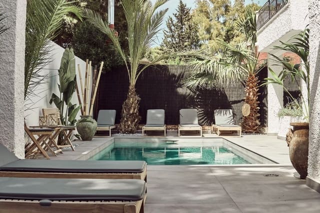 5 sypialnia Willa na sprzedaż w Punta Prima, Orihuela z basenem - 930 000 € (Ref: 9440485)