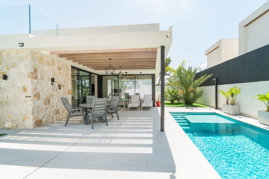 3 soveværelse Villa til salg i Los Balcones - € 599.000 (Ref: 9440489)