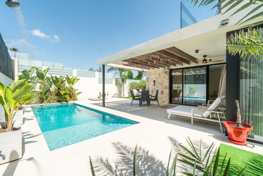 3 soveværelse Villa til salg i Los Balcones - € 599.000 (Ref: 9440489)