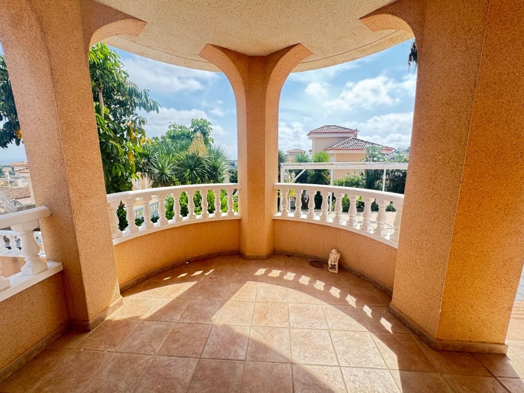 3 soverom Villa til salgs i San Miguel de Salinas med svømmebasseng - € 345 000 (Ref: 9440492)