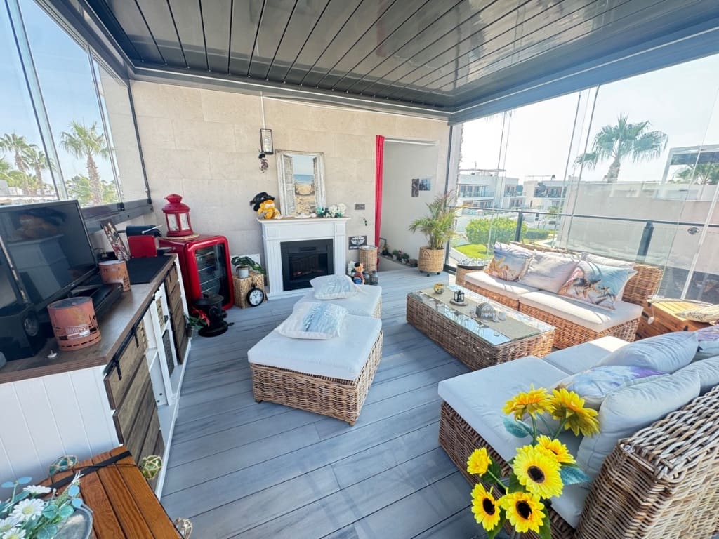 2 soverom Hus til salgs i Villamartin med svømmebasseng - € 339 000 (Ref: 9440495)