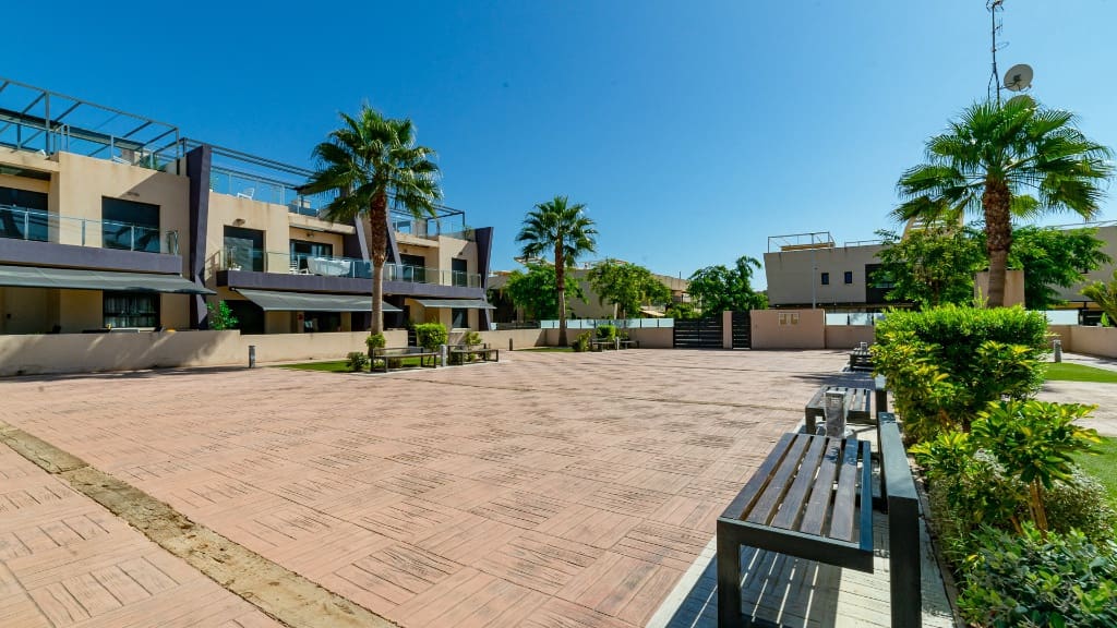 2 makuuhuone Huoneisto myytävänä paikassa Pilar de la Horadada mukana uima-altaan - 330 000 € (Ref: 9440510)