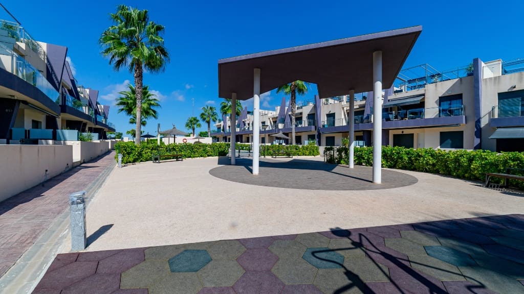 2 makuuhuone Huoneisto myytävänä paikassa Pilar de la Horadada mukana uima-altaan - 330 000 € (Ref: 9440510)