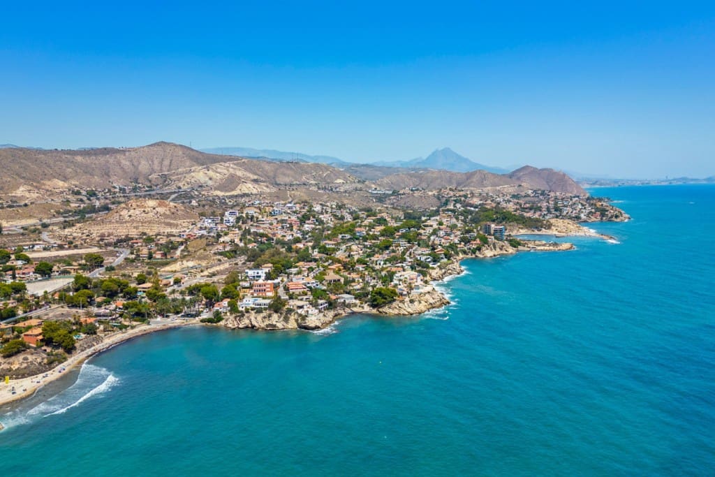 3 soveværelse Villa til salg i Alicante by med swimmingpool - € 1.390.000 (Ref: 9440517)