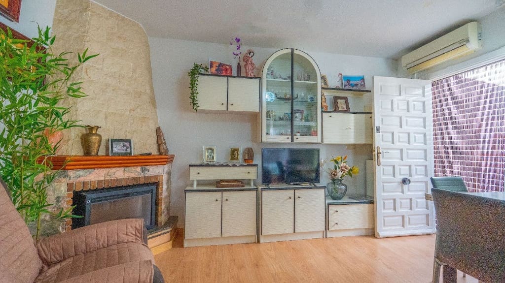 3 slaapkamer Huis te koop in Torrevieja - € 168.000 (Ref: 9440521)