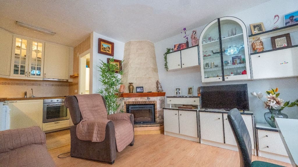 3 slaapkamer Huis te koop in Torrevieja - € 168.000 (Ref: 9440521)