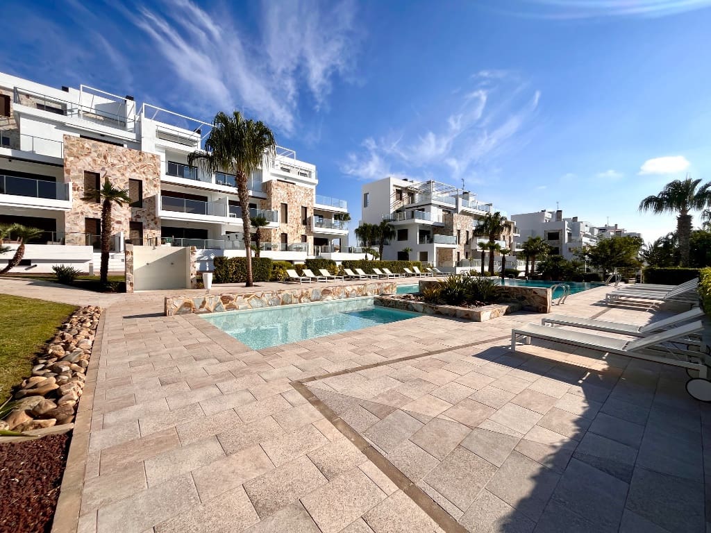 3 soveværelse Villa til salg i Los Dolses med swimmingpool - € 585.000 (Ref: 9440527)