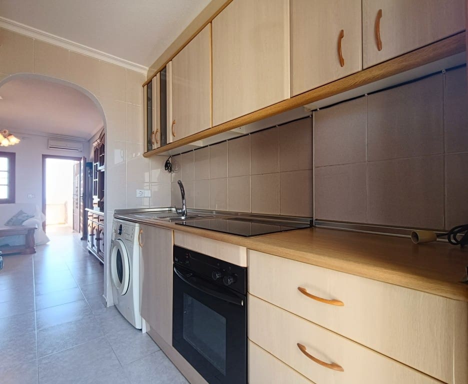 3 soveværelse Lejlighed til salg i Torrevieja med swimmingpool - € 215.000 (Ref: 9440529)