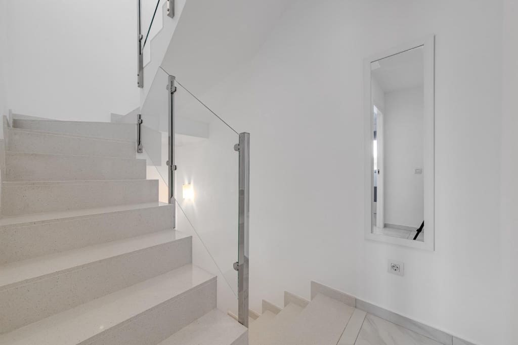 3 sypialnia Willa na sprzedaż w Villamartin z basenem - 325 000 € (Ref: 9440532)