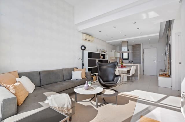 3 soveværelse Byhus til salg i Punta Prima, Orihuela med swimmingpool - € 569.000 (Ref: 9440552)