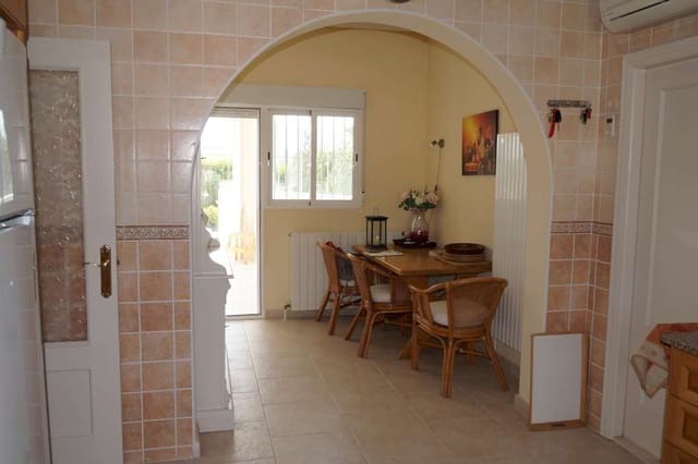 4 sovrum Finca/Hus på landet till salu i Catral med pool - 369 000 € (Ref: 9440557)