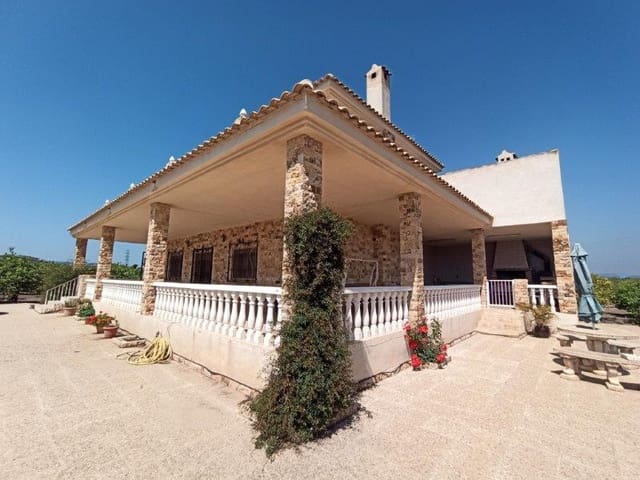 6 soveværelse Finca/Landehus til salg i San Miguel de Salinas med swimmingpool - € 547.900 (Ref: 9440558)