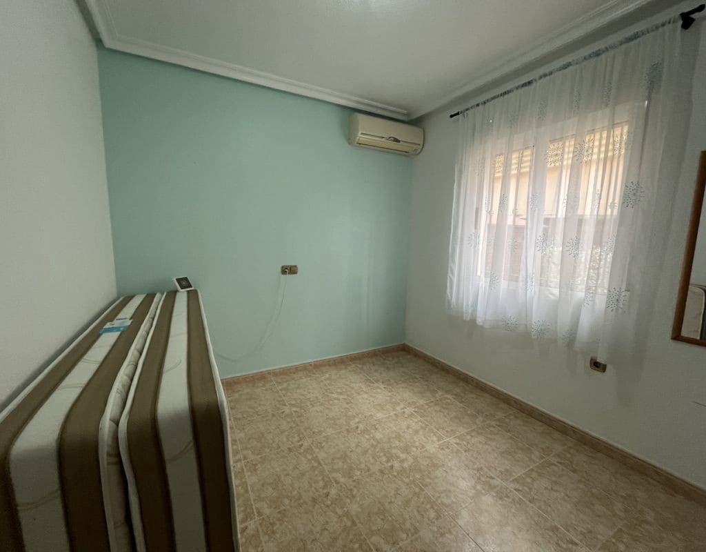 2 slaapkamer Villa te koop in Almoradi met zwembad - € 230.000 (Ref: 9440562)