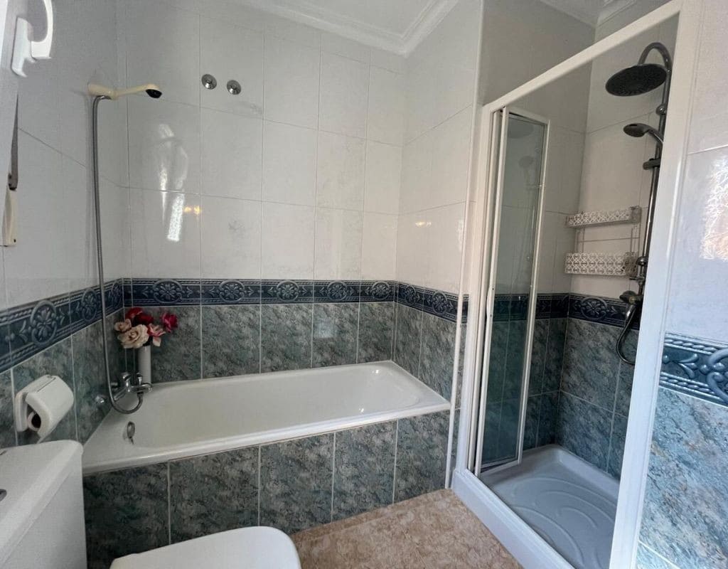 2 slaapkamer Villa te koop in Almoradi met zwembad - € 230.000 (Ref: 9440562)